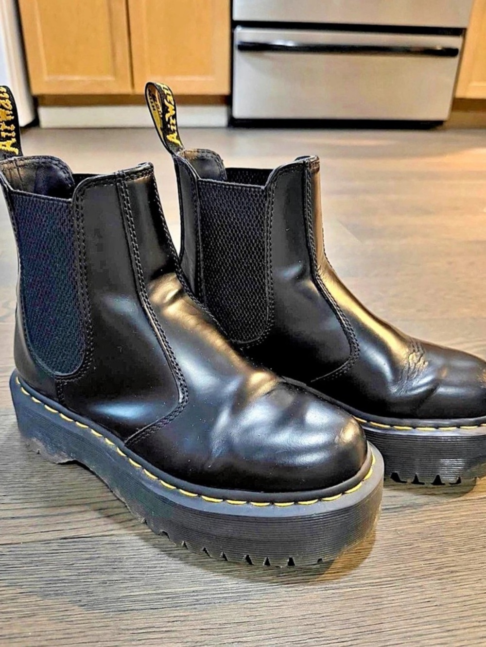 Dr. Martens 2976 Quad Platform Chelsea Boots Black Platform Chelsea Boots US 6